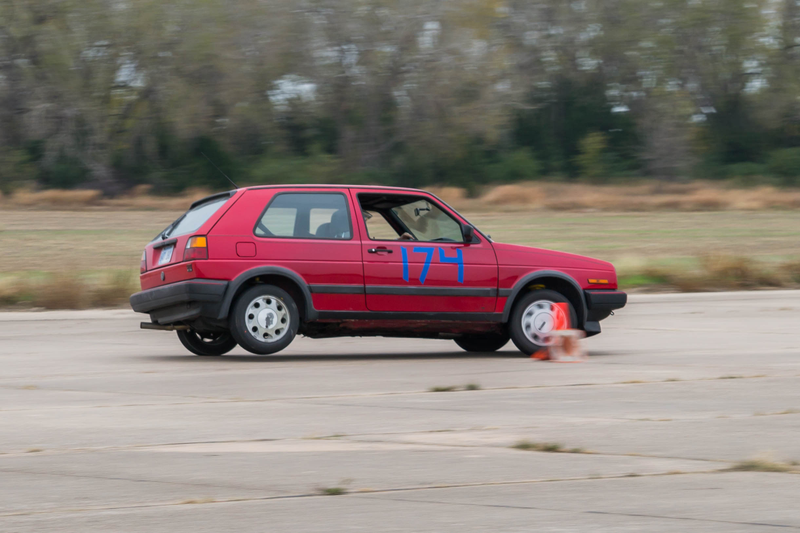 Illustration for article titled I took pictures at Autocross